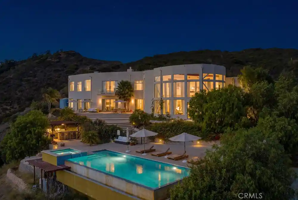 Photo 1 of Mansion for sale at 9980 Houston, Malibu, CA 90265 | MLS# SR26167275 | Listing updated on 2026-08-01