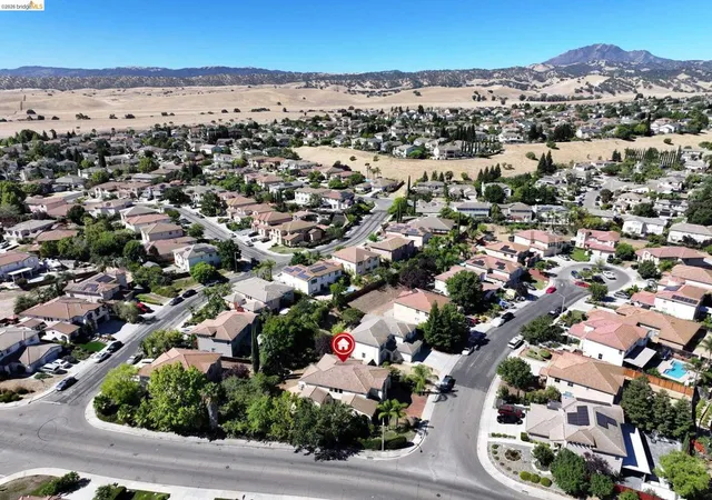 3rd image of 1914 Mount Stakes, Antioch, CA 94531 | MLS# 41143513