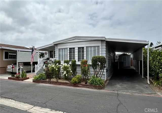Photo 3 of Manufactured home for sale at 16444 Bolsa Chica #131, Huntington Beach, CA 92649 | MLS# OC26167585 | Listing updated on 2026-09-16
