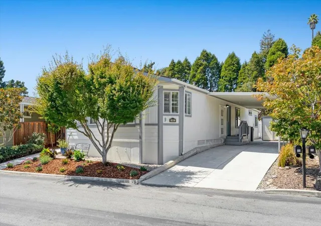 Photo 3 of Single family home for sale at 300 Plum St #77, Capitola, CA 95010 | MLS# ML82056236 | Listing updated on 2026-10-11