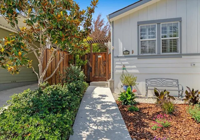 Photo 4 of Single family home for sale at 300 Plum St #77, Capitola, CA 95010 | MLS# ML82056236 | Listing updated on 2026-10-11