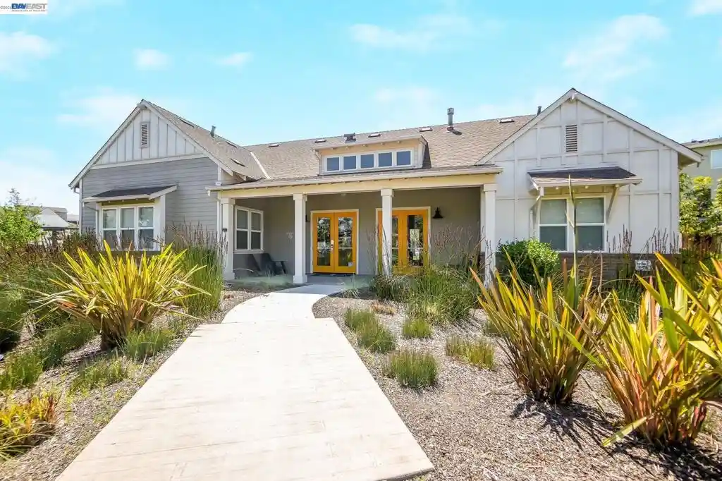 Listing Photo 1 - Condo for sale in 8550 Boardwalk Wy located at 8550 Boardwalk Wy, Newark, CA 94560 - Unit 8550 Boardwalk Way
