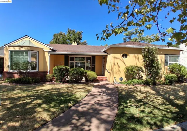 1st image of 125 Oak Pl, Pittsburg, CA 94565 | MLS# 41143547