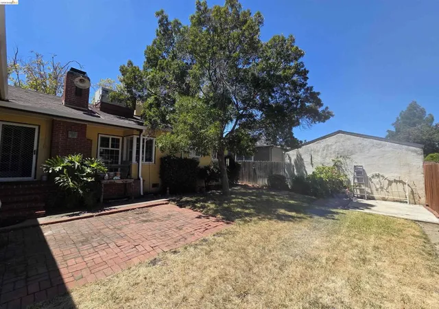 30th image of 125 Oak Pl, Pittsburg, CA 94565 | MLS# 41143547