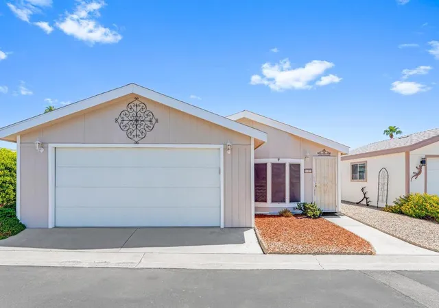 Photo 1 of Manufactured home for sale at 127 Hester Dr, Cathedral City, CA 92234 | MLS# 219150927DA | Listing updated on 2026-09-21