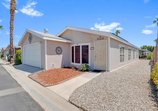 Photo 2 of Manufactured home for sale at 127 Hester Dr, Cathedral City, CA 92234 | MLS# 219150927DA | Listing updated on 2026-09-21