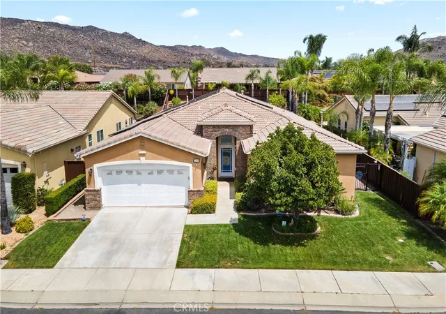 Photo 3 of Single family home for sale at 8280 Singh Ct, Hemet, CA 92545 | MLS# SW26167693 | Listing updated on 2026-09-13