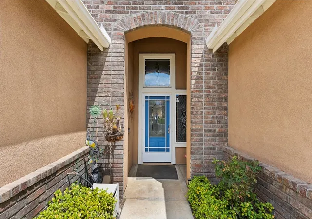Photo 3 of Single family home for sale at 8280 Singh Ct, Hemet, CA 92545 | MLS# SW26167693 | Listing updated on 2026-09-13