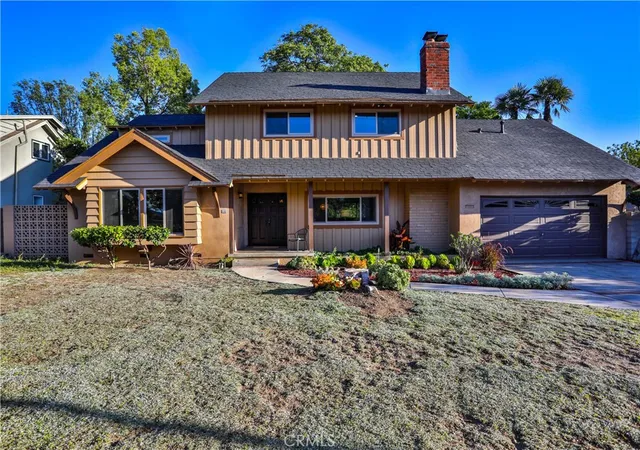 Single family home for sale at 846 W 10th Street, Claremont, CA 91711 | MLS# CV26164567 | Listing updated on 2026-10-11