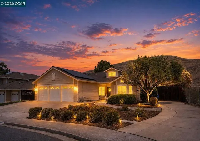 Photo 1 of Single family home for sale at 3029 Larkspur Dr, Antioch, CA 94531 | MLS# 41143557 | Listing updated on 2026-09-25