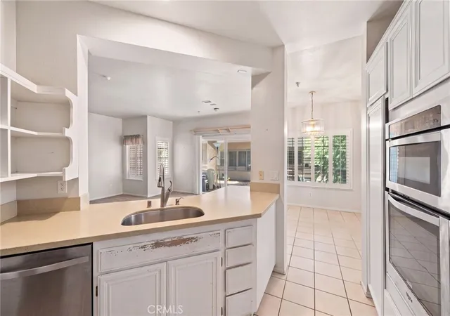 Photo 3 of Townhouse for sale at 14021 Lemoli, Hawthorne, CA 90250 | MLS# CV26166688 | Listing updated on 2026-09-23