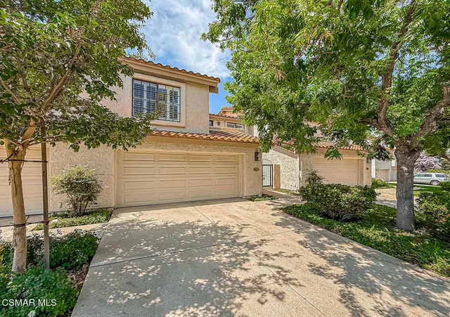 Photo 3 of Townhouse for sale at 441 Cherry Hills Ln, Newbury Park, CA 91320 | MLS# 226003649 | Listing updated on 2026-09-16