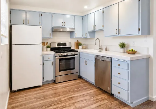 Photo 3 of Condo for sale at 4885 Cole #38, San Diego, CA 92117 | MLS# 260018794SD | Listing updated on 2026-10-09