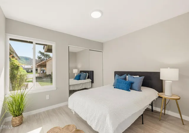 Listing Photo 4 - Condo for sale in building located at 35124 Vlg, Camarillo, CA 93012 - Unit #35