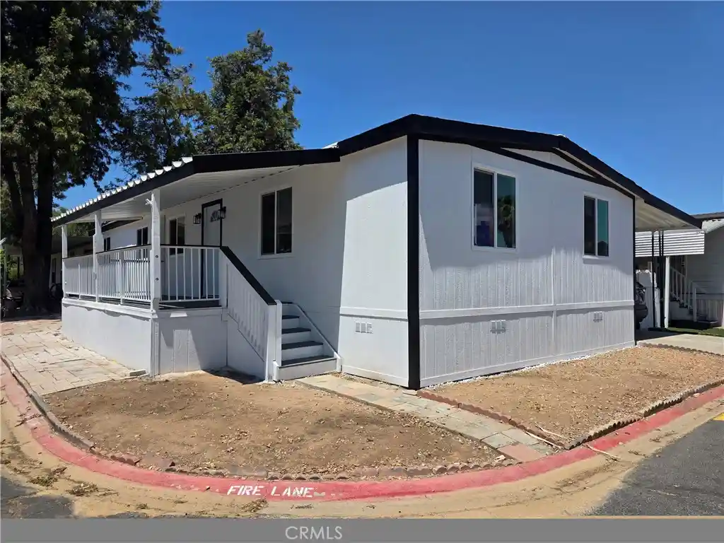 Photo 1 of Manufactured home for sale at 350 San Jacinto Ave #198, Perris, CA 92571 | MLS# PW26167850 | Listing updated on 2026-10-31