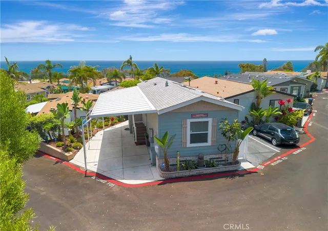 Photo 3 of Manufactured home for sale at 30802 Coast #F25, Laguna Beach, CA 92651 | MLS# LG26162020 | Listing updated on 2026-10-03