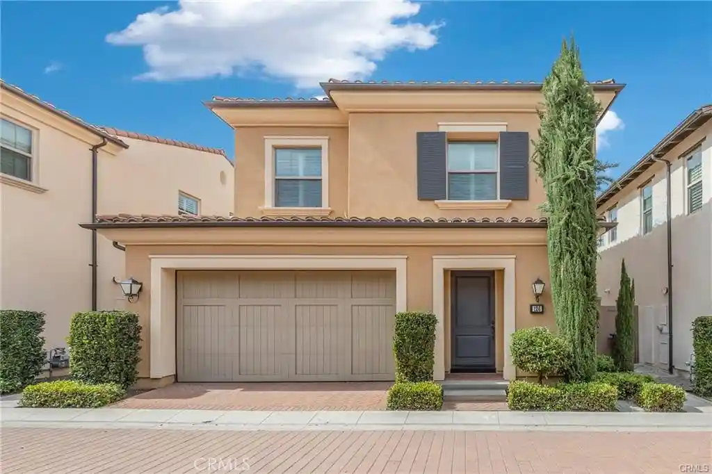 Photo 1 of Condo for sale at 126 Gulfstream, Irvine, CA 92620 | MLS# AR26165775 | Listing updated on 2026-10-18