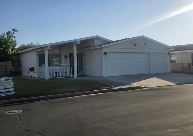 Photo 2 of Manufactured home for sale at 74946 Reins Rd, Thousand Palms, CA 92276 | MLS# 219150952DA | Listing updated on 2026-10-07