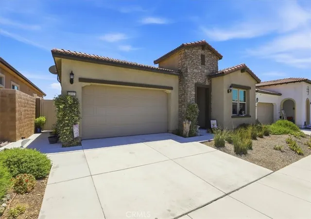 Photo 4 of Single family home for sale at 11915 Sagecrest Ct, Corona, CA 92883 | MLS# CV26168038 | Listing updated on 2026-10-28