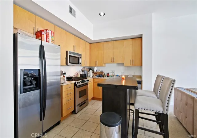 Photo 1 of Condo for sale at 133 The Promenade N #304, Long Beach, CA 90802 | MLS# PW26167595 | Listing updated on 2026-10-01