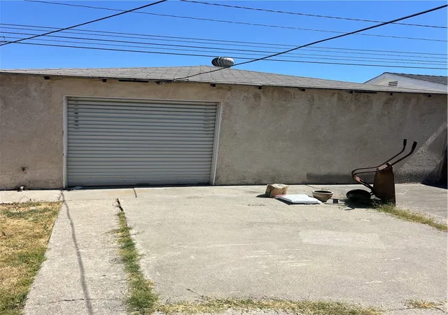 Photo 3 of Single family home for sale at 2114 Cowlin, Commerce, CA 90040 | MLS# PW26168064 | Listing updated on 2026-10-30