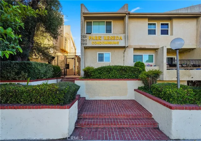 1st image of 7651 Reseda #13-T, Los Angeles, CA 91335 | MLS# SR26168131
