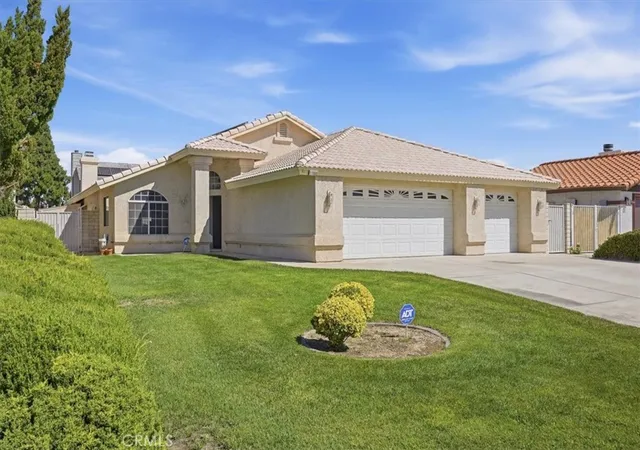 Photo 1 of Single family home for sale at 17980 Lakeview, Victorville, CA 92395 | MLS# CV26168195 | Listing updated on 2026-10-11