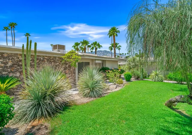 Photo 2 of Single family home for sale at 1207 Tamarisk W St, Rancho Mirage, CA 92270 | MLS# 219150973PS | Listing updated on 2026-10-04