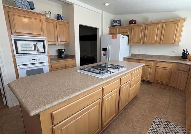 Photo 3 of Manufactured home for sale at 39071 Cudy Cir, Palm Desert, CA 92260 | MLS# 219150974DA | Listing updated on 2026-09-21