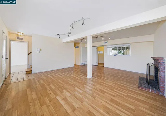 Photo 3 of Single family home for sale at 4600 Sandmound, Oakley, CA 94561 | MLS# 41143629 | Listing updated on 2026-10-08