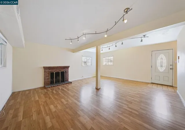 Photo 4 of Single family home for sale at 4600 Sandmound, Oakley, CA 94561 | MLS# 41143629 | Listing updated on 2026-10-08
