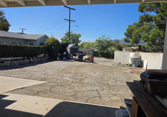 Photo 3 of Single family home for sale at 3251 Kentucky, La Crescenta, CA 91214 | MLS# GD26162271 | Listing updated on 2026-09-16