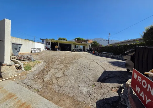 Photo 3 of Single family home for sale at 3251 Kentucky, La Crescenta, CA 91214 | MLS# GD26162271 | Listing updated on 2026-09-16