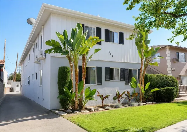 Condo for sale at 308 E Maple #8, Glendale, CA 91205 | MLS# GD26167723