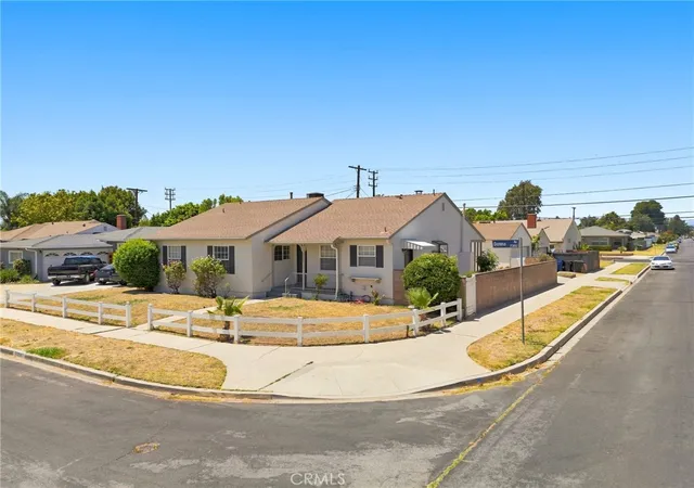 Photo 3 of Sale Pending at 7355 Donna Ave, Reseda, CA 91335 | MLS# OC26157747 | Listing updated on 2026-10-04