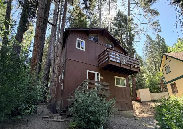Photo 1 of Single family home for sale at 25950 Lilac Dr, Idyllwild, CA 92549 | MLS# 219150996DA | Listing updated on 2026-09-03