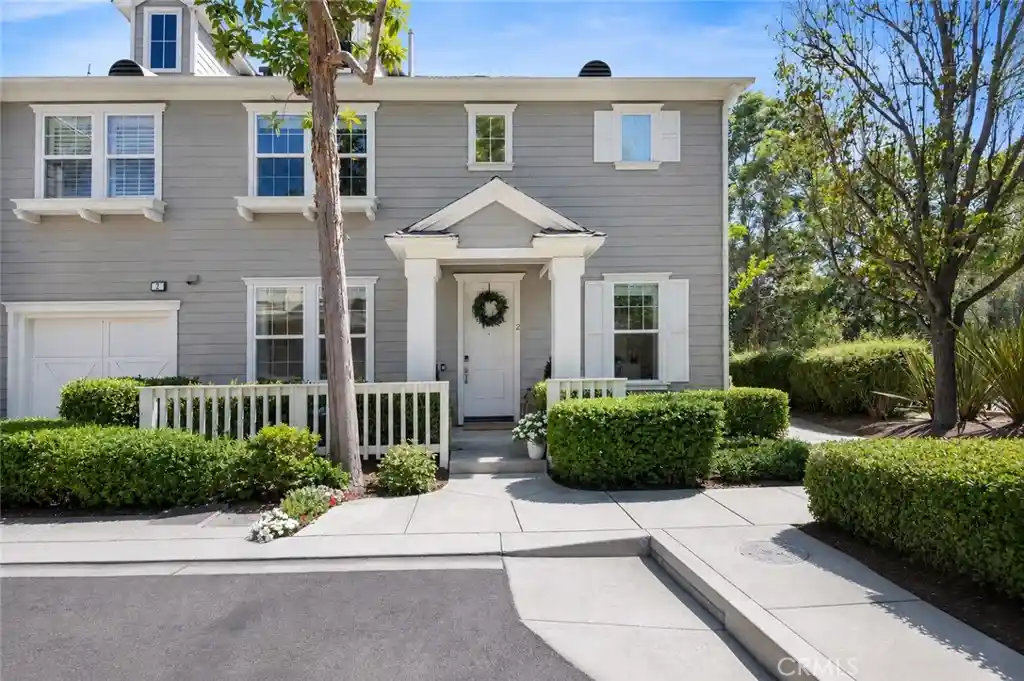 Listing Photo 1 - Condo for sale in 2 Corbin St located at 2 Corbin St, Ladera Ranch, CA 92694 - Unit 2 Corbin St
