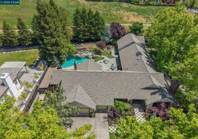 Photo 3 of Single family home for sale at 85 Trish Ct, Danville, CA 94506 | MLS# 41143655 | Listing updated on 2026-10-06