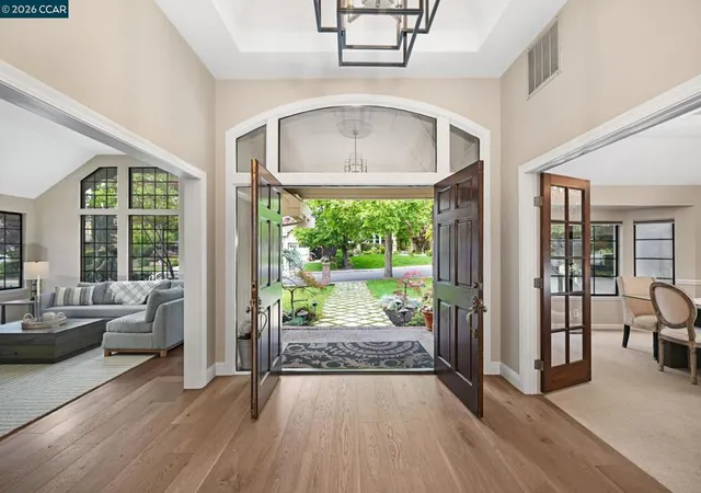 Photo 3 of Single family home for sale at 85 Trish Ct, Danville, CA 94506 | MLS# 41143655 | Listing updated on 2026-10-06