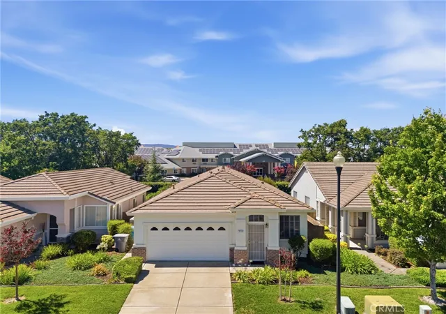 Photo 1 of Single family home for sale at 218 Bartlett Ln, Vacaville, CA 95687 | MLS# PW26166861 | Listing updated on 2026-10-11