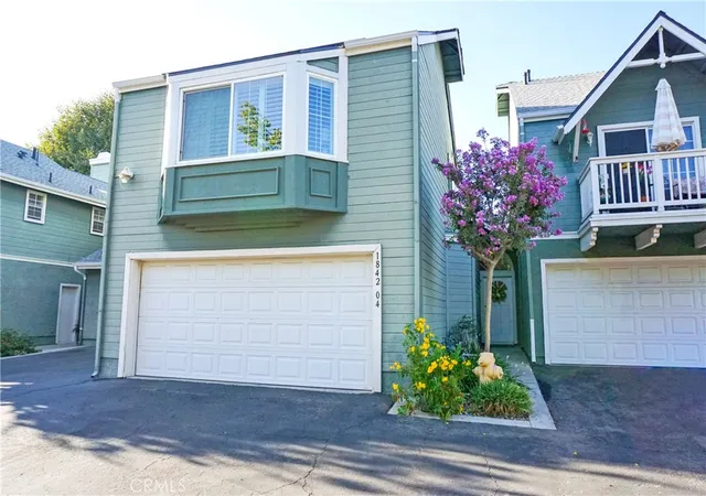 Photo 2 of Townhouse for sale at 1842 Rory Ln #4, Simi Valley, CA 93063 | MLS# SR26168632 | Listing updated on 2026-10-03