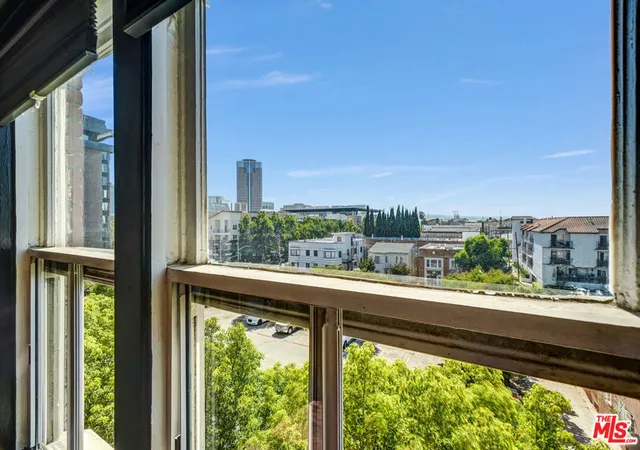Photo 3 of Condo for sale at 325 W 3rd Street #410, Long Beach, CA 90802 | MLS# 26867111 | Listing updated on 2026-10-02
