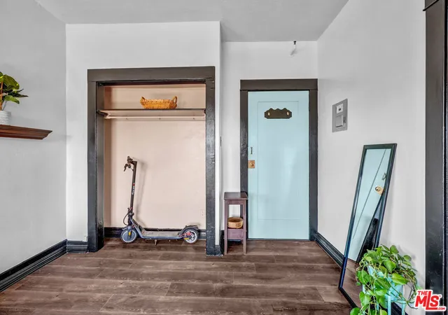 Photo 4 of Condo for sale at 325 W 3rd Street #410, Long Beach, CA 90802 | MLS# 26867111 | Listing updated on 2026-10-02