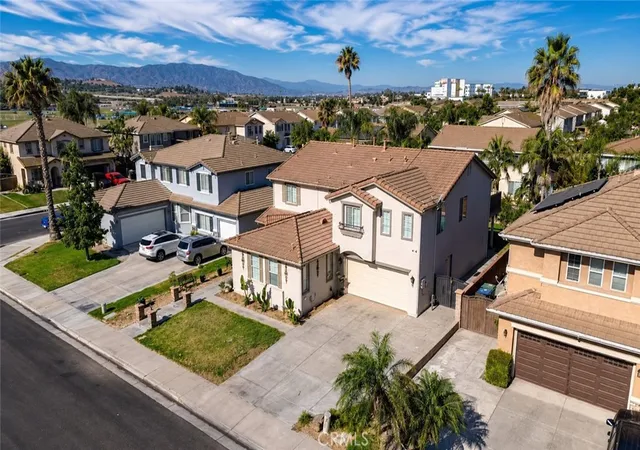 Photo 3 of Sale Pending at 7177 Riverboat Dr, Eastvale, CA 91752 | MLS# IV26168546 | Listing updated on 2026-09-22