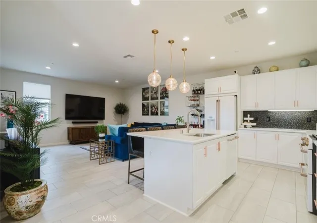 Condo for sale at 1018 Newberry Ln, Claremont, CA 91711 | MLS# CV26158369
