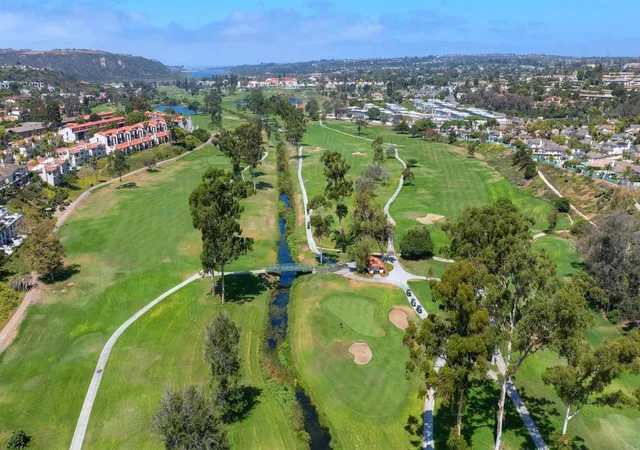 39th image of 2569 Navarra Dr #C, Carlsbad, CA 92009 | MLS# NDP2607280
