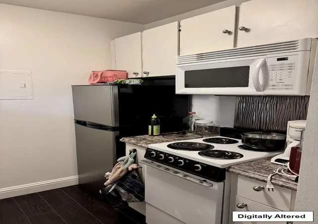 Listing Photo 5 - Condo for sale in building located at 133 Piccadilly Pl, San Bruno, CA 94066 - Unit #H