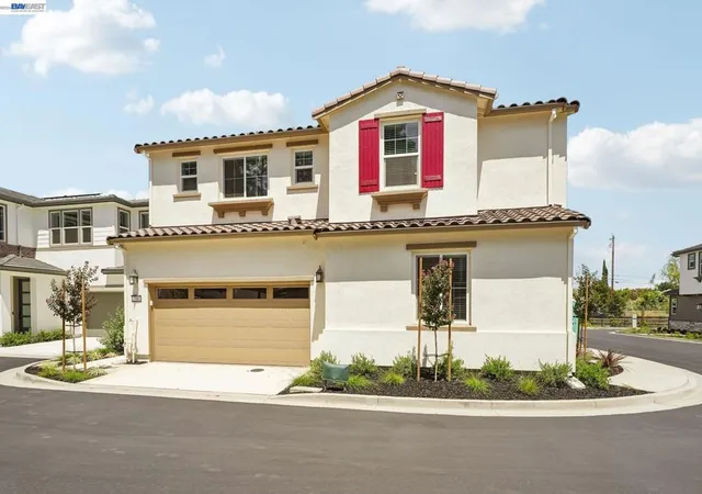 Photo 1 of Single family home for sale at 796 Abigail, Walnut Creek, CA 94598 | MLS# 41143702 | Listing updated on 2026-10-06