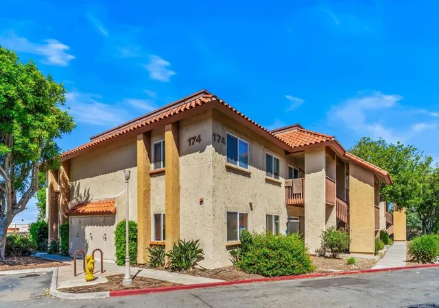 3rd image of 174 Chambers St, El Cajon, CA 92020
