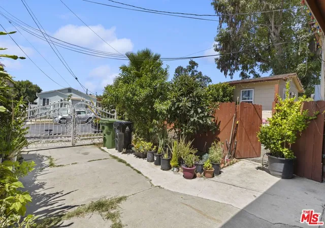 Photo 4 of Multi family home for sale at 3300 Chapman St, Los Angeles, CA 90065 | MLS# 26867611 | Listing updated on 2026-09-27